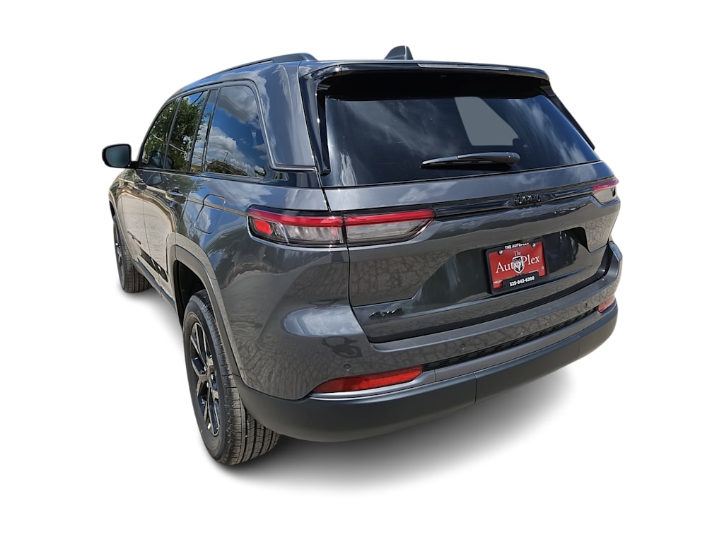 Thumbnail: 2026 Jeep Grand Cherokee - 4