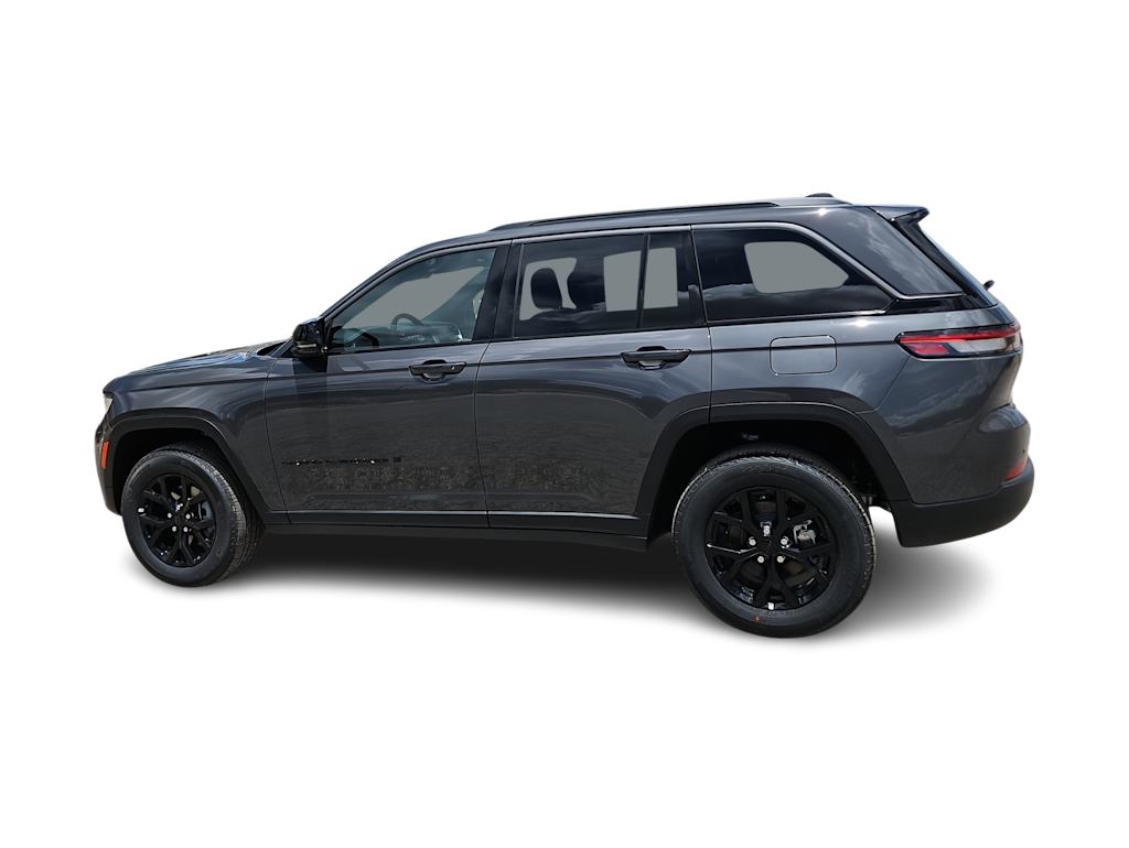 Thumbnail: 2026 Jeep Grand Cherokee - 3