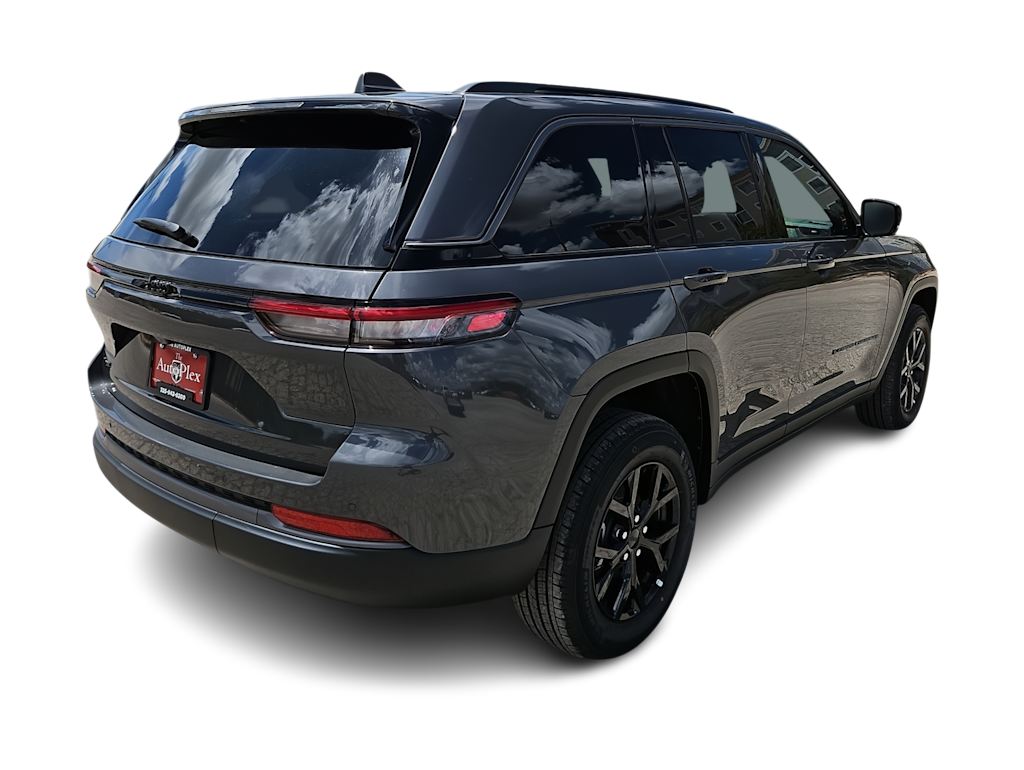 Thumbnail: 2026 Jeep Grand Cherokee - 17