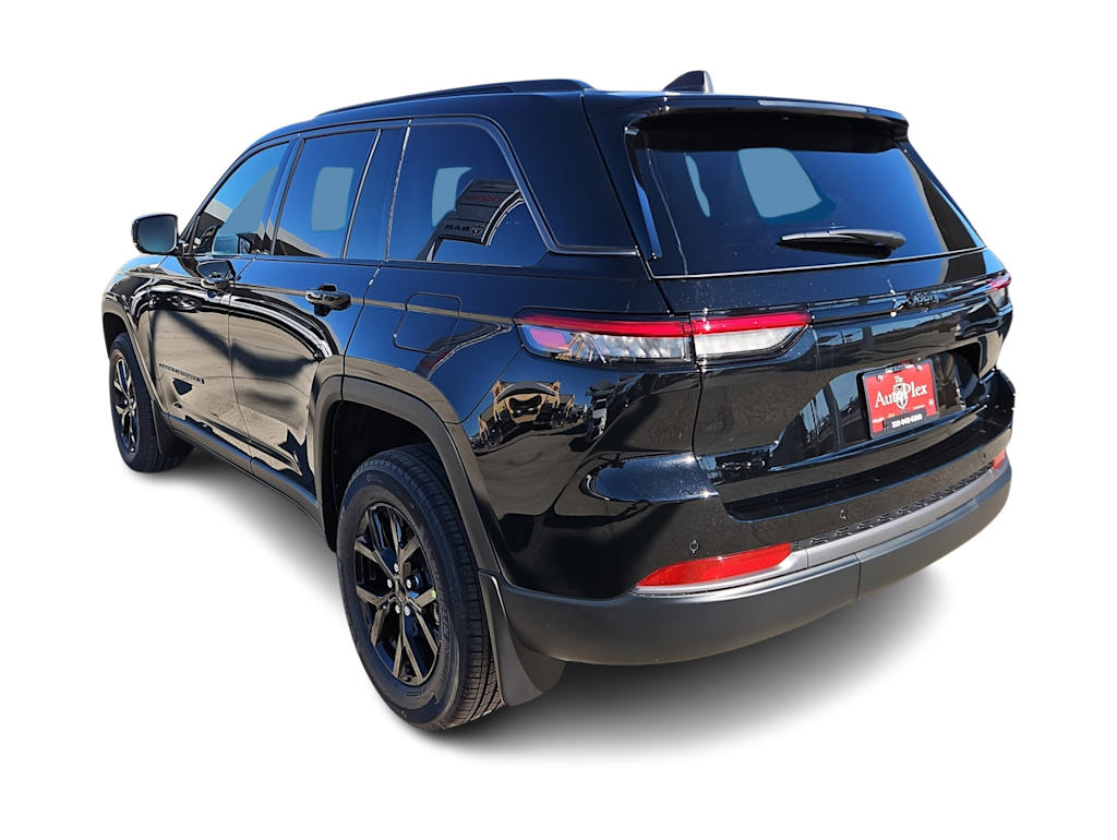 Thumbnail: 2026 Jeep Grand Cherokee - 4