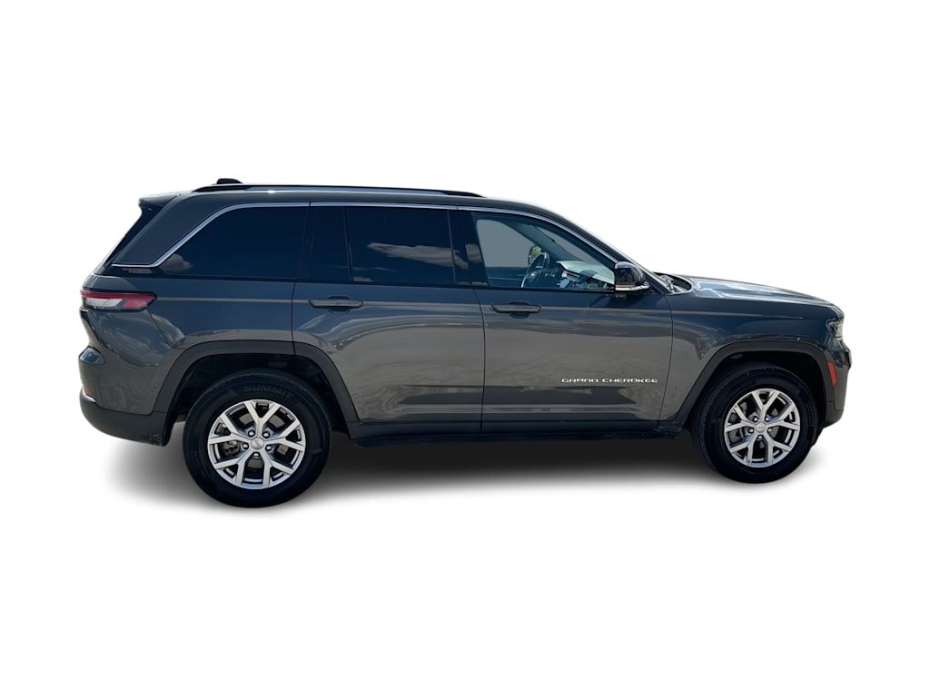 Thumbnail: 2022 Jeep Grand Cherokee - 22