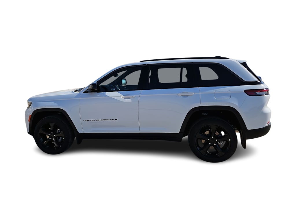 Thumbnail: 2026 Jeep Grand Cherokee - 3
