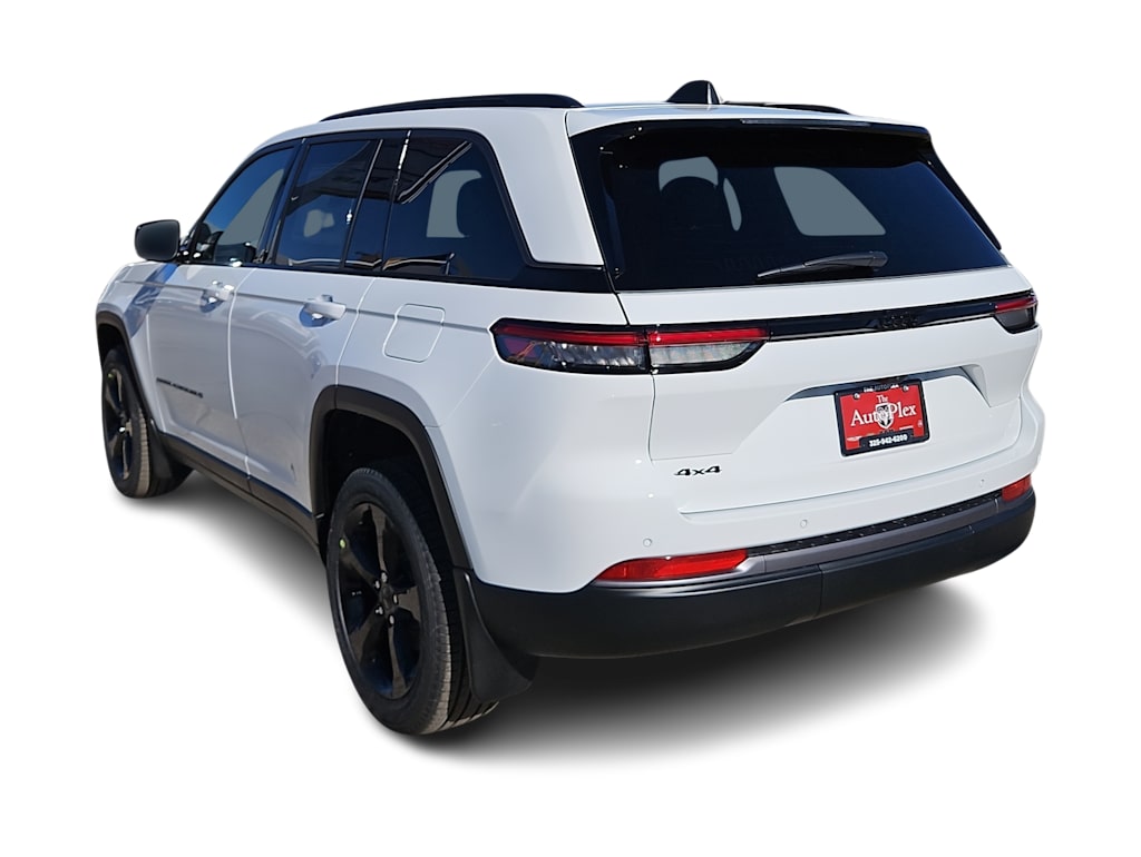 Thumbnail: 2026 Jeep Grand Cherokee - 4