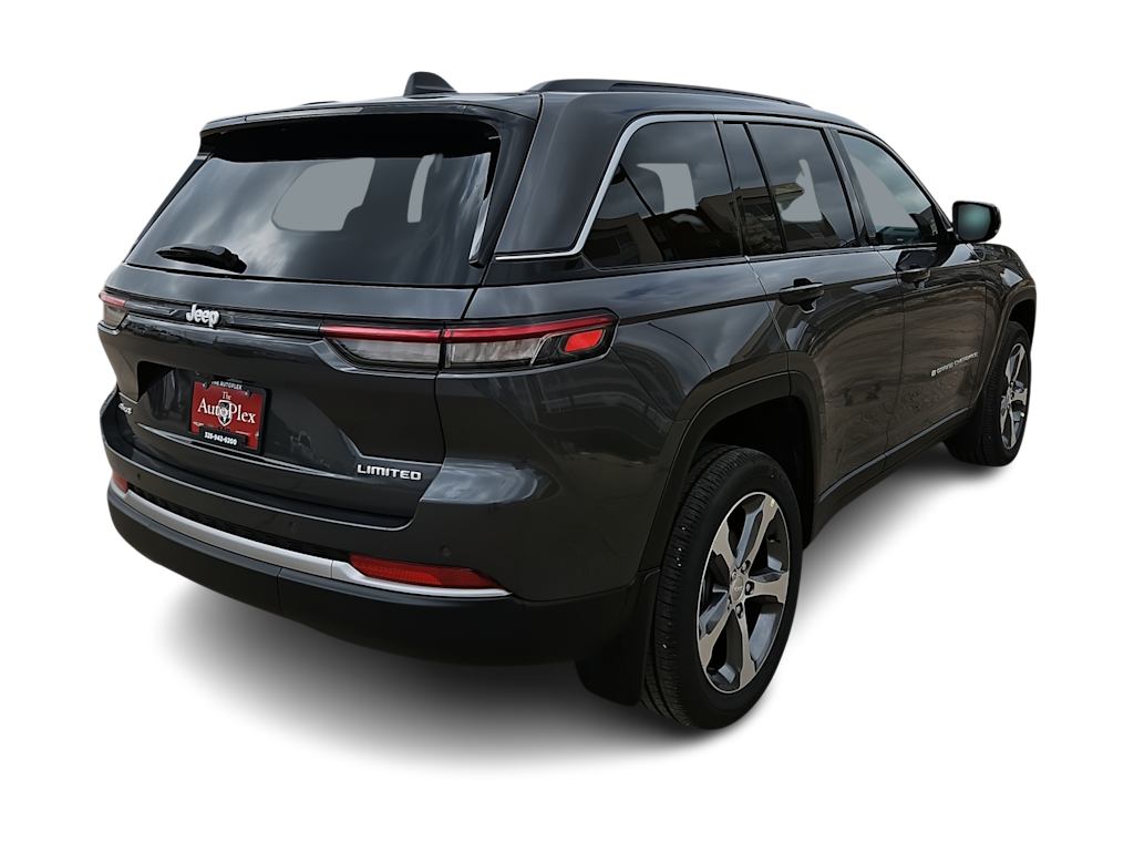 Thumbnail: 2026 Jeep Grand Cherokee - 20