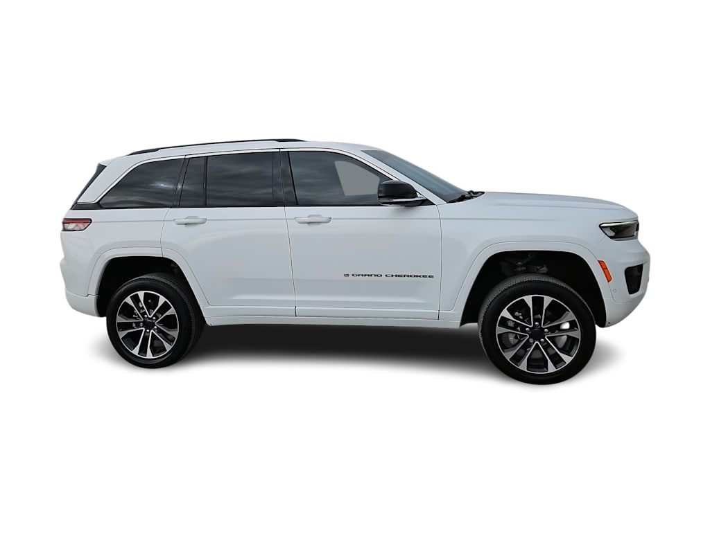 Thumbnail: 2022 Jeep Grand Cherokee - 20