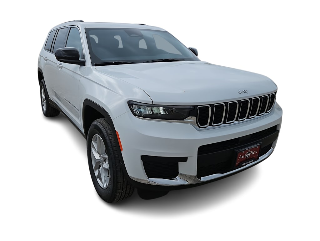 Thumbnail: 2026 Jeep Grand Cherokee L - 18