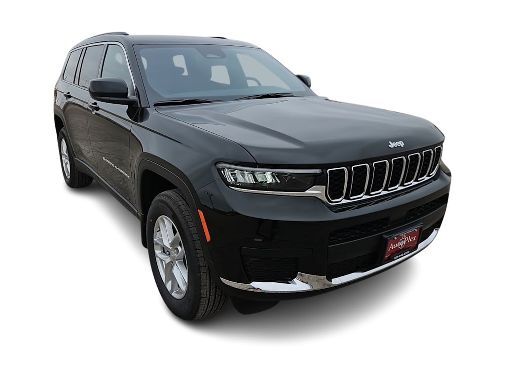 Thumbnail: 2026 Jeep Grand Cherokee L - 17