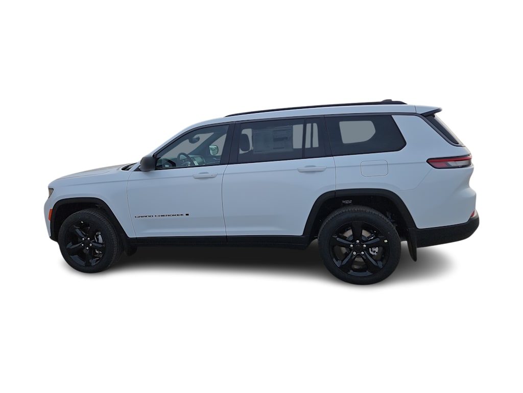 Thumbnail: 2026 Jeep Grand Cherokee L - 3