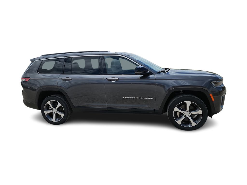 Thumbnail: 2026 Jeep Grand Cherokee L - 19
