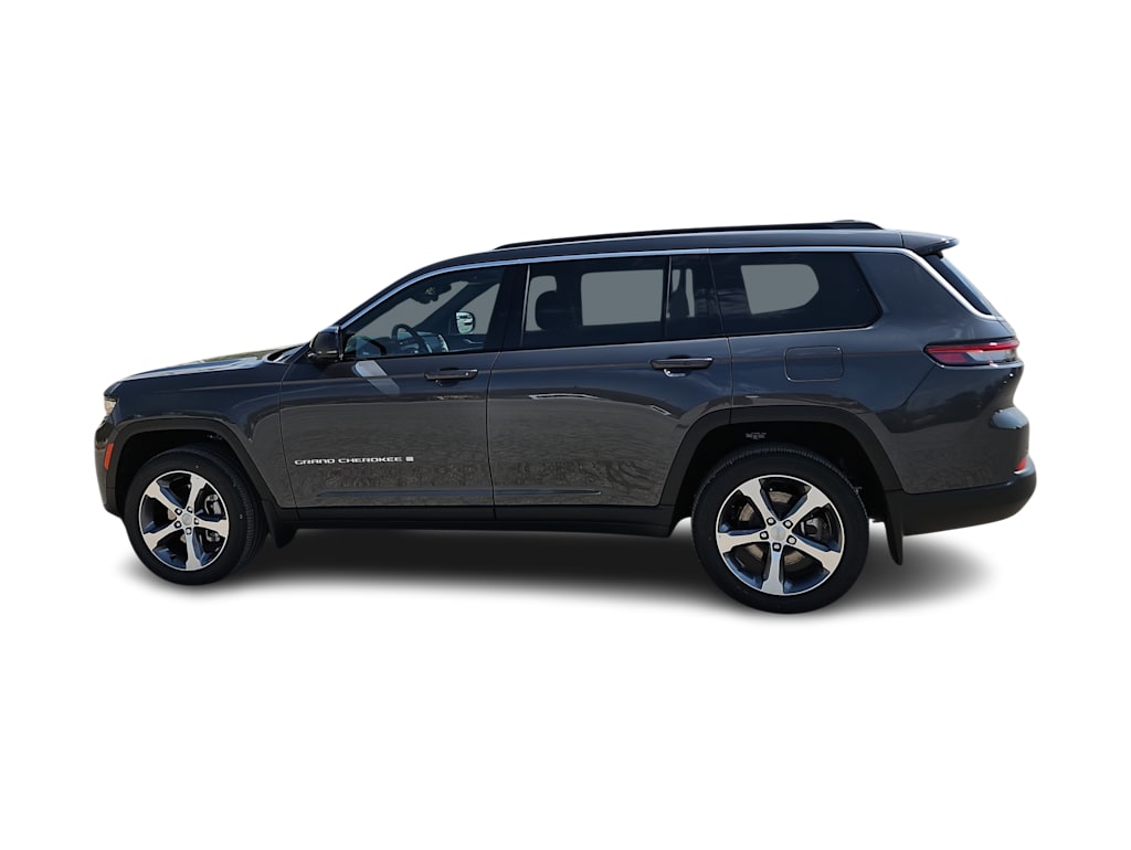 Thumbnail: 2026 Jeep Grand Cherokee L - 3