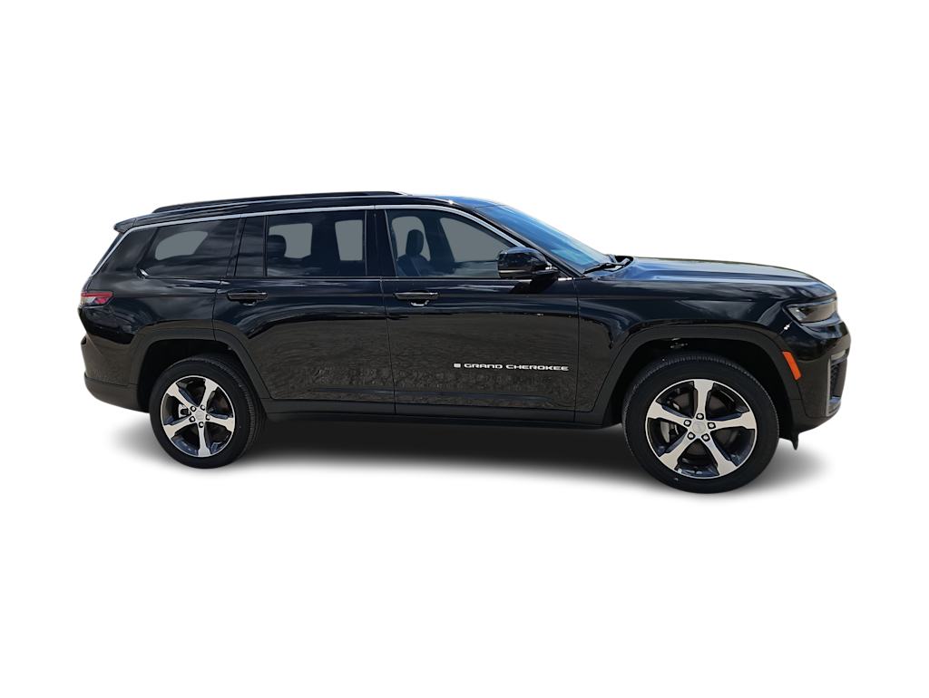Thumbnail: 2026 Jeep Grand Cherokee L - 18