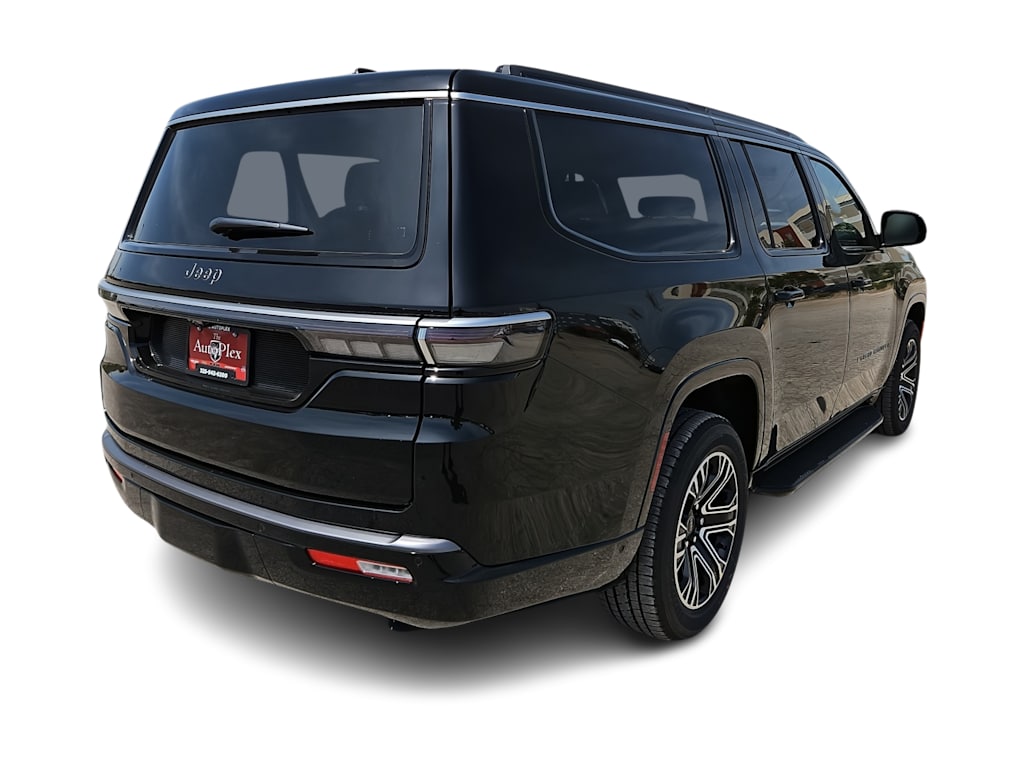 Thumbnail: 2026 Jeep Grand Wagoneer L - 20