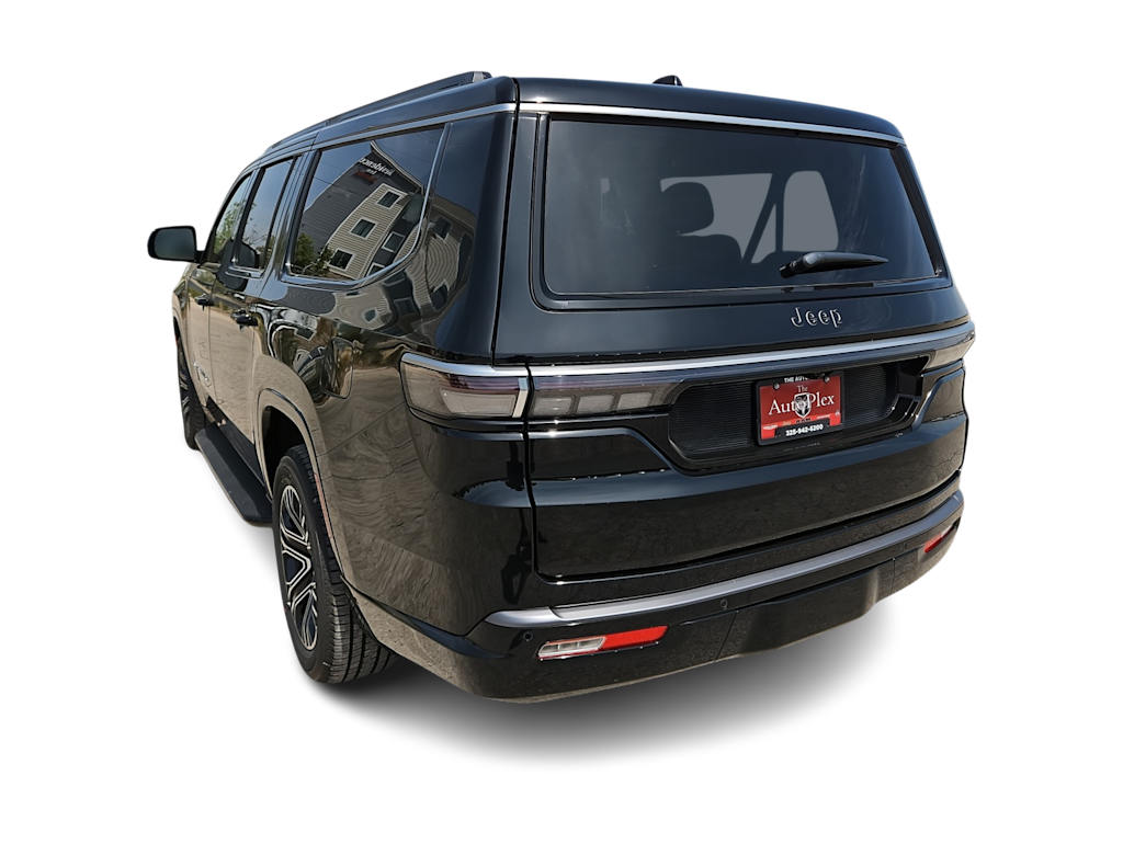 Thumbnail: 2026 Jeep Grand Wagoneer L - 3