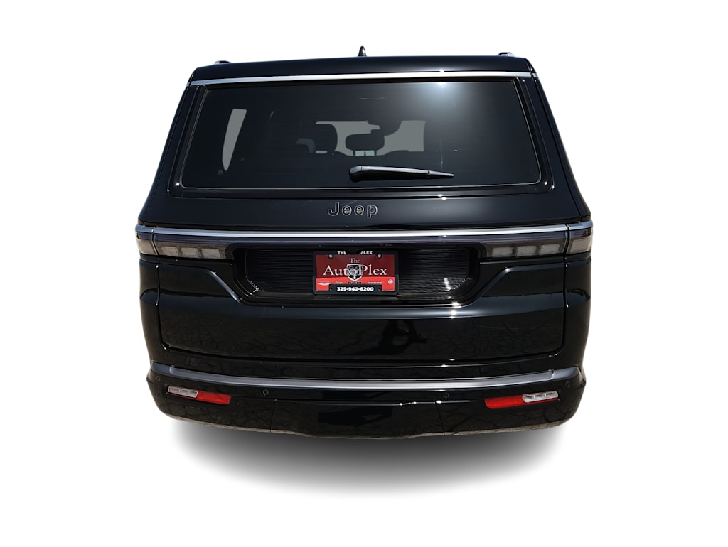 Thumbnail: 2026 Jeep Grand Wagoneer - 5