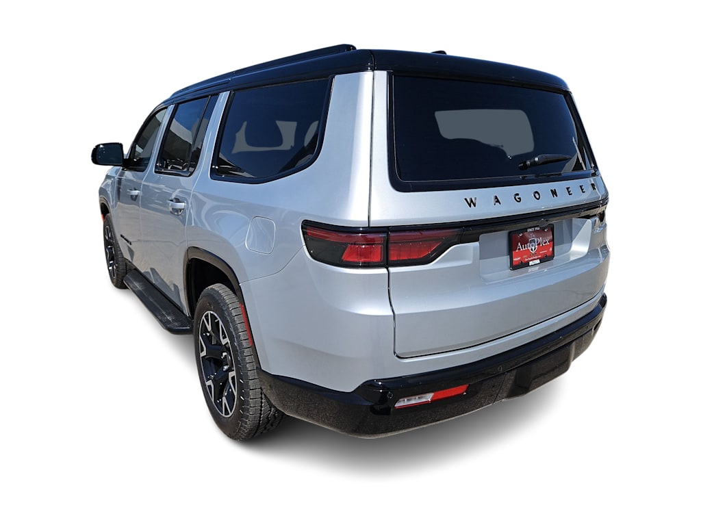 Thumbnail: 2025 Jeep Wagoneer - 4