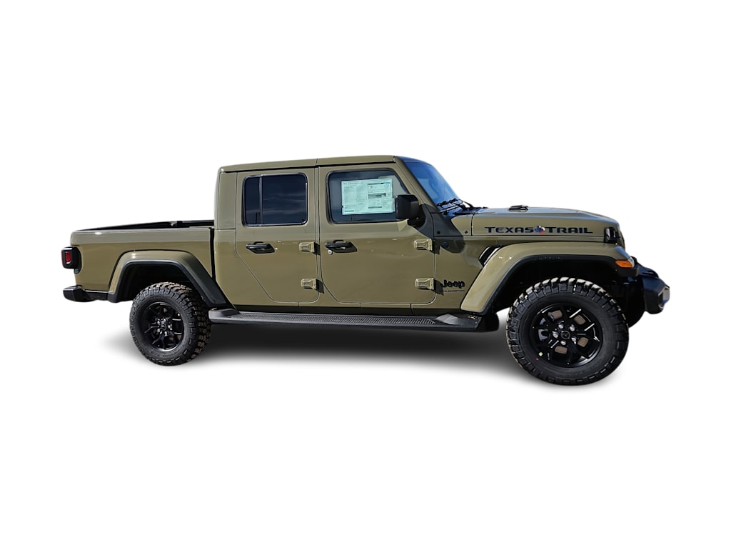 Thumbnail: 2026 Jeep Gladiator - 22