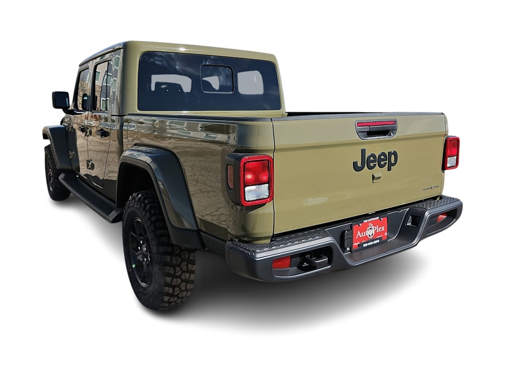 Thumbnail: 2026 Jeep Gladiator - 4
