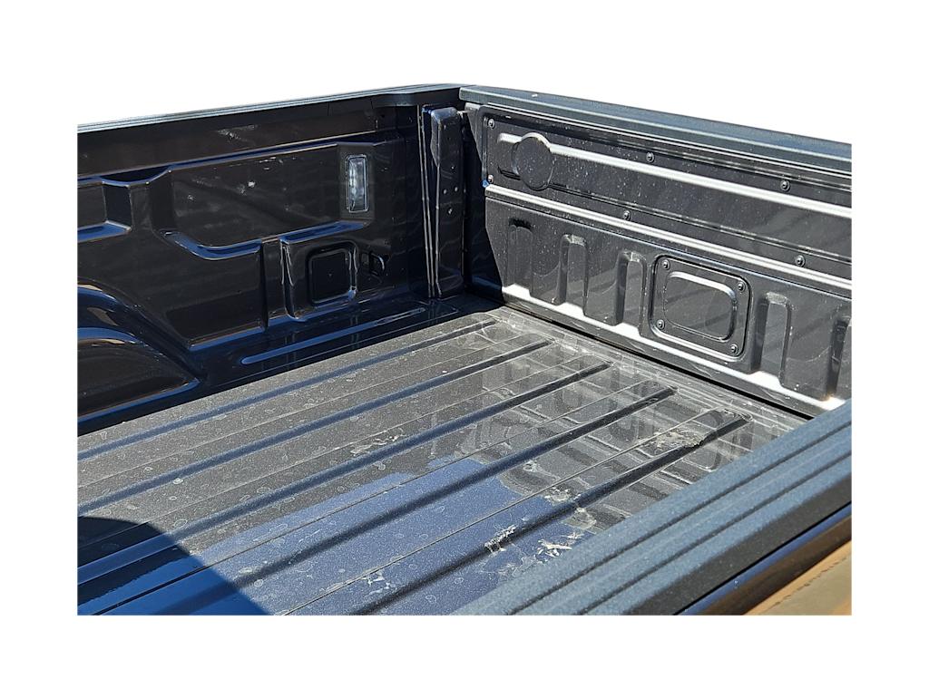 Thumbnail: 2026 Jeep Gladiator - 14