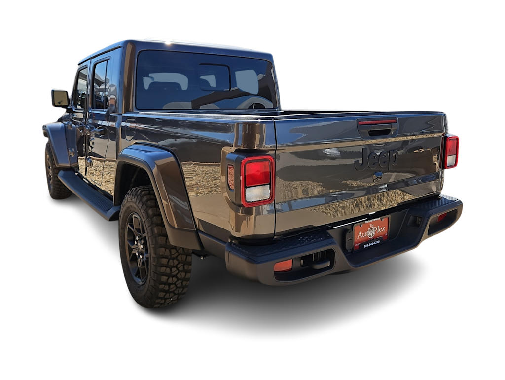 Thumbnail: 2026 Jeep Gladiator - 4