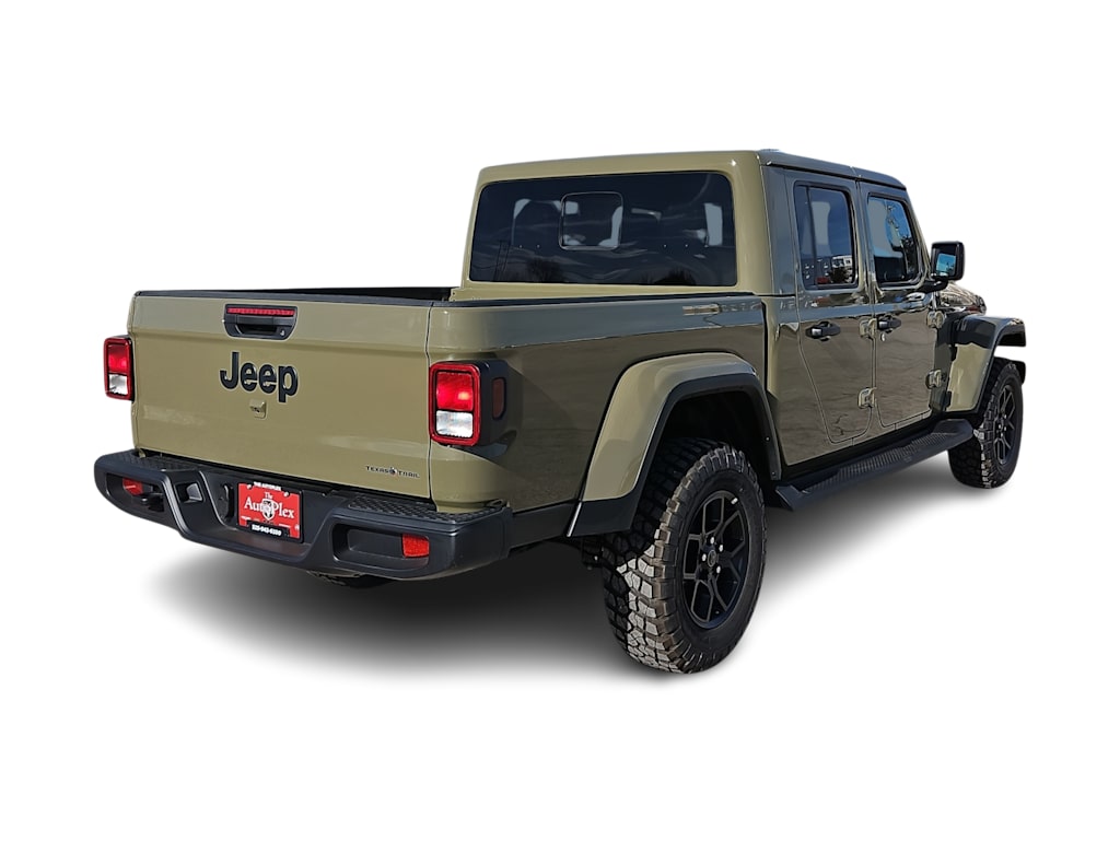 Thumbnail: 2026 Jeep Gladiator - 19