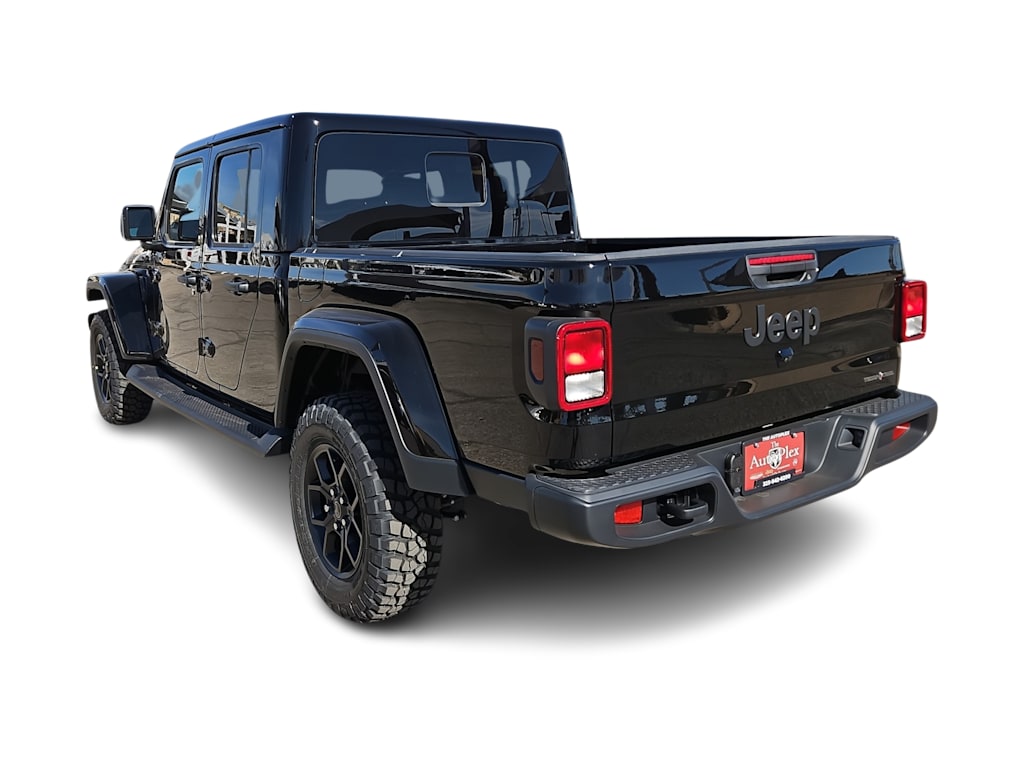 Thumbnail: 2026 Jeep Gladiator - 4