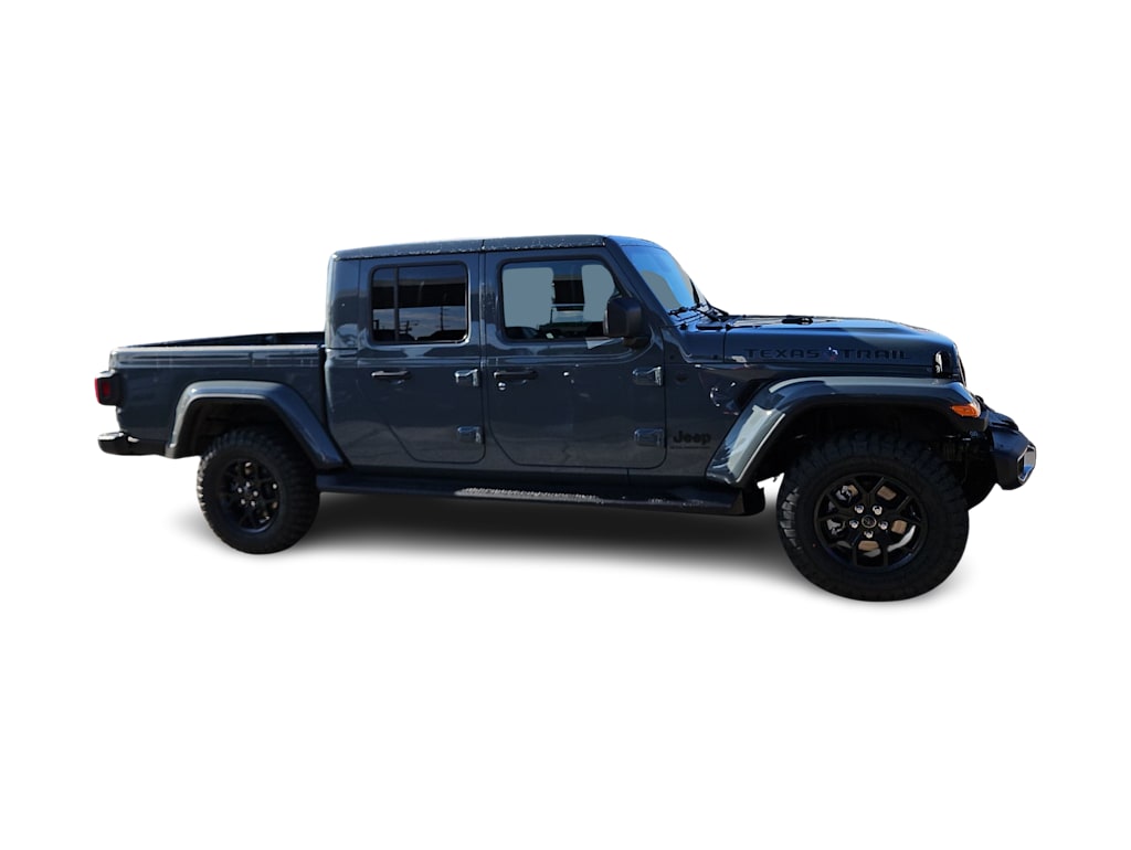 Thumbnail: 2026 Jeep Gladiator - 21