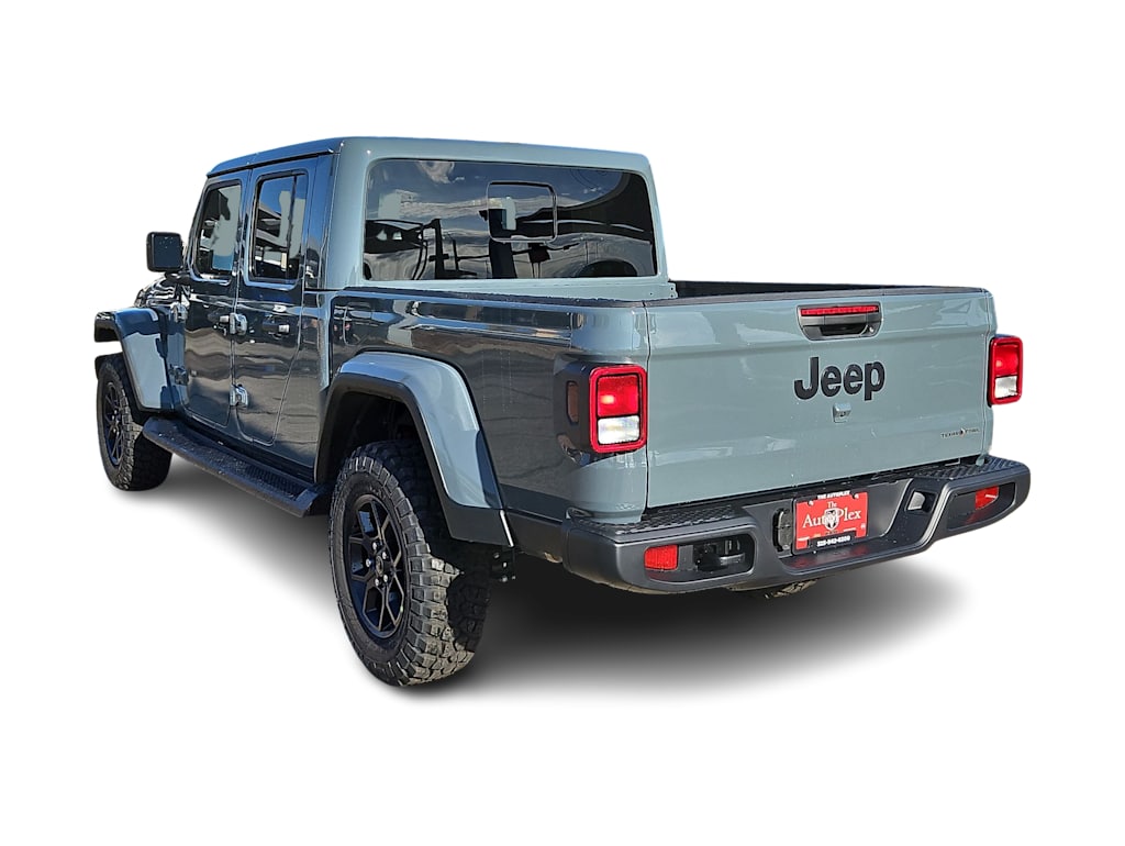 Thumbnail: 2026 Jeep Gladiator - 4
