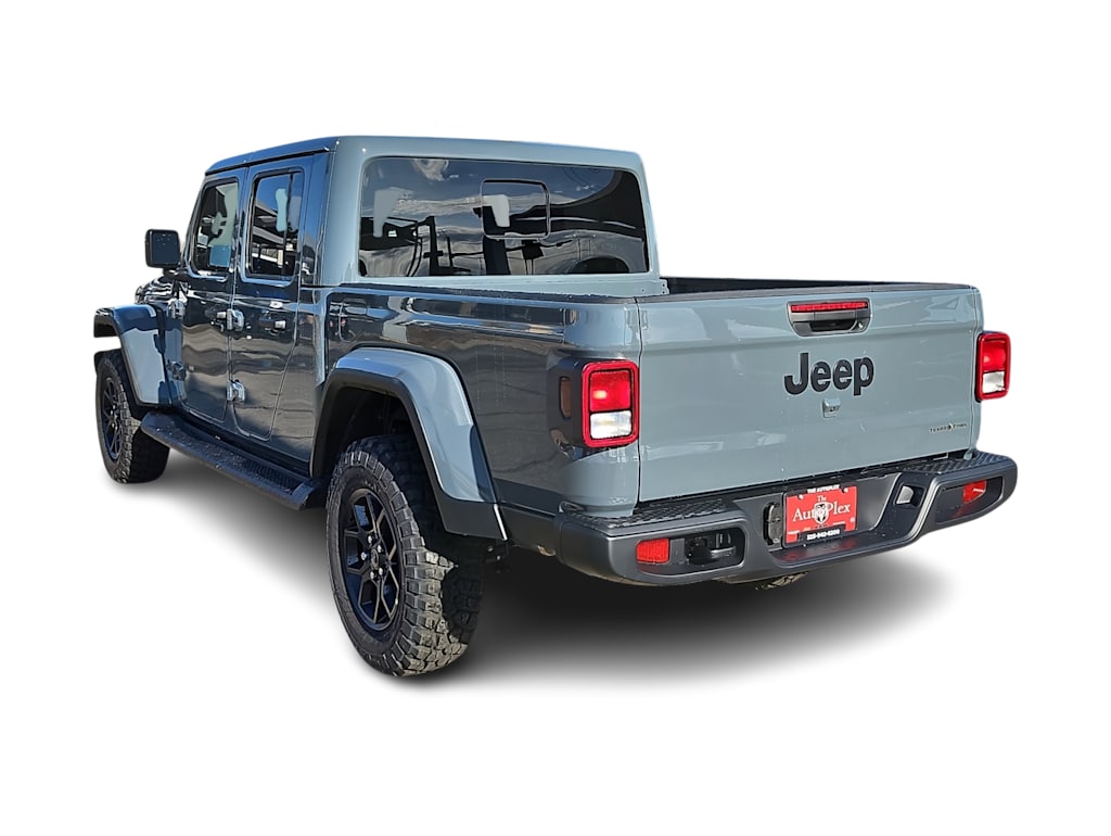 Thumbnail: 2026 Jeep Gladiator - 4