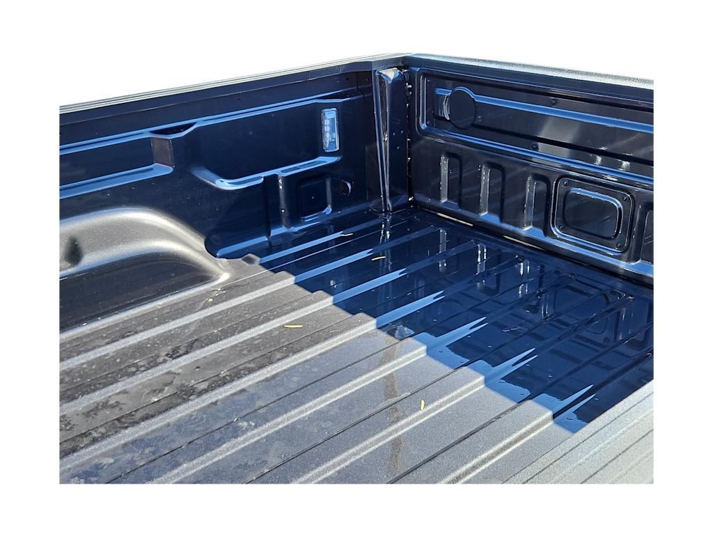 Thumbnail: 2026 Jeep Gladiator - 16