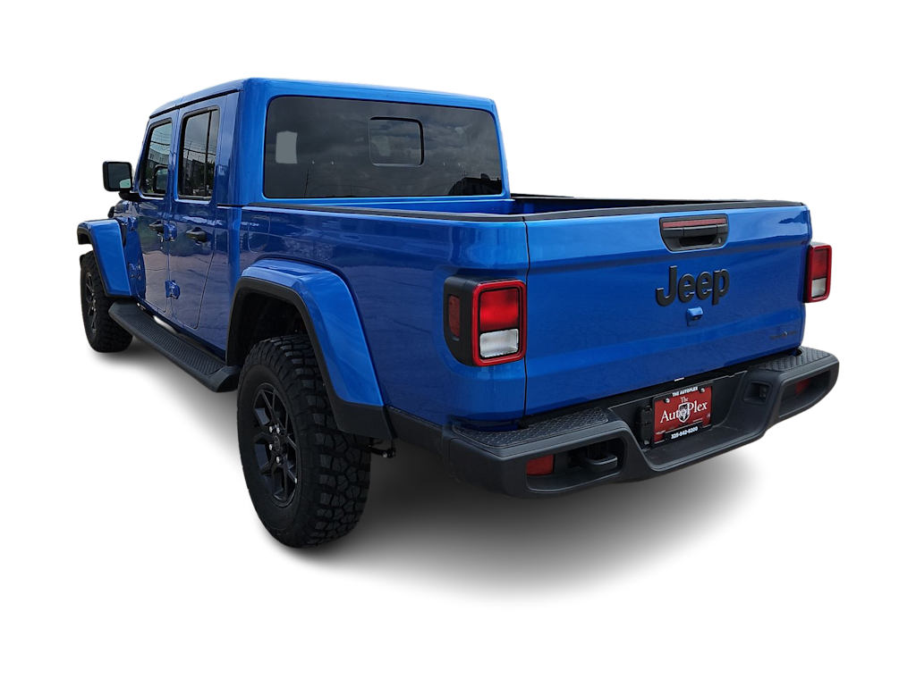 Thumbnail: 2025 Jeep Gladiator - 24