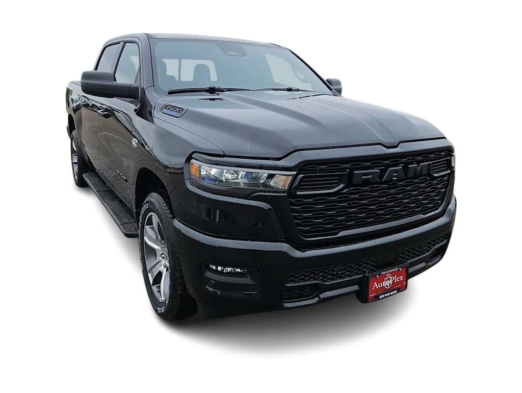 Thumbnail: 2026 RAM 1500 - 17