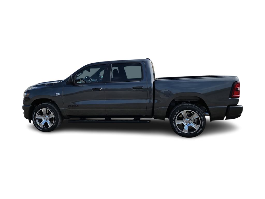 Thumbnail: 2026 RAM 1500 - 3