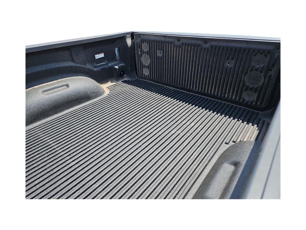 Thumbnail: 2026 RAM 1500 - 17