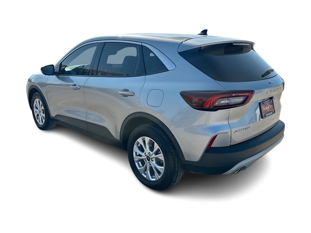 Thumbnail: 2023 Ford Escape - 3