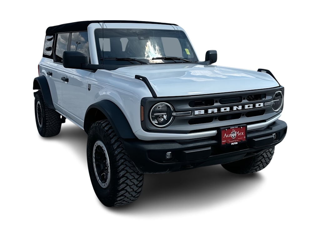 Thumbnail: 2023 Ford Bronco - 17