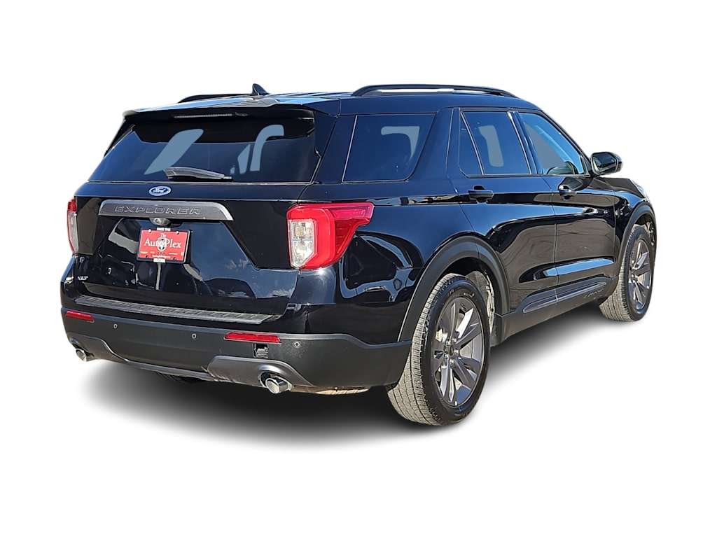 Thumbnail: 2022 Ford Explorer - 19