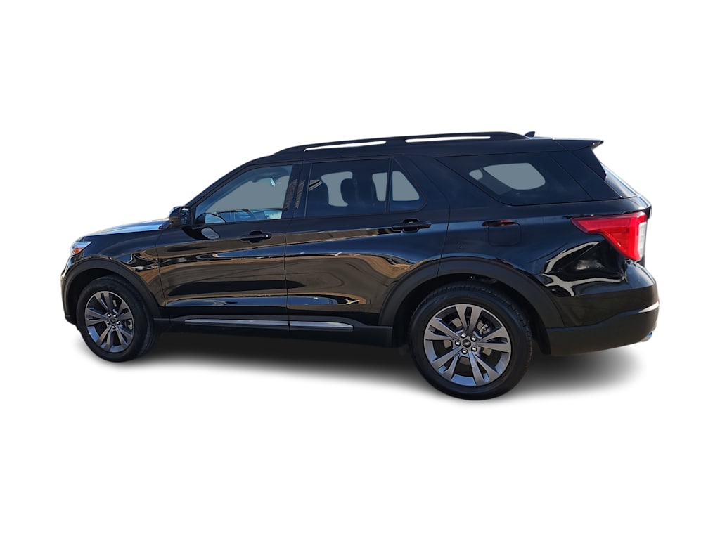 Thumbnail: 2022 Ford Explorer - 3