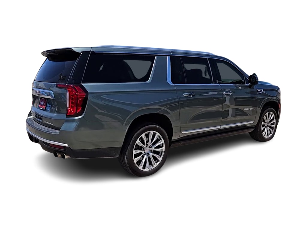 Thumbnail: 2023 GMC Yukon XL - 21