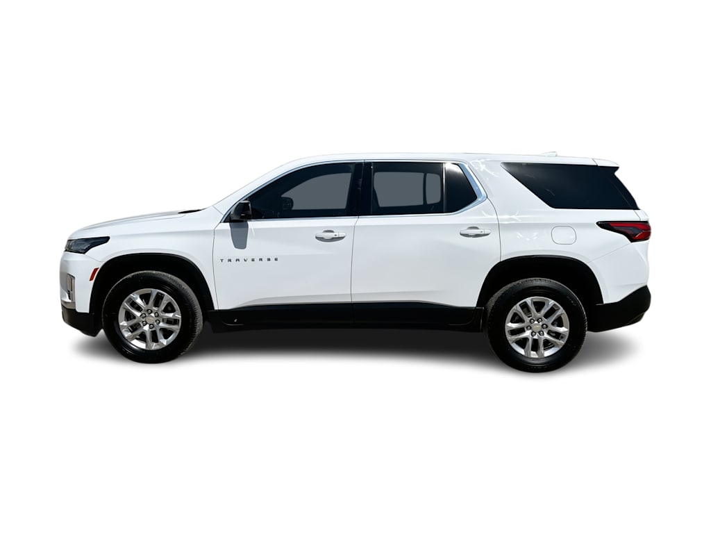 Thumbnail: 2023 Chevrolet Traverse - 3