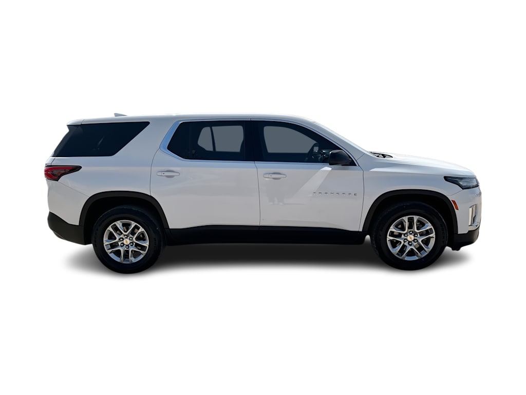 Thumbnail: 2023 Chevrolet Traverse - 22