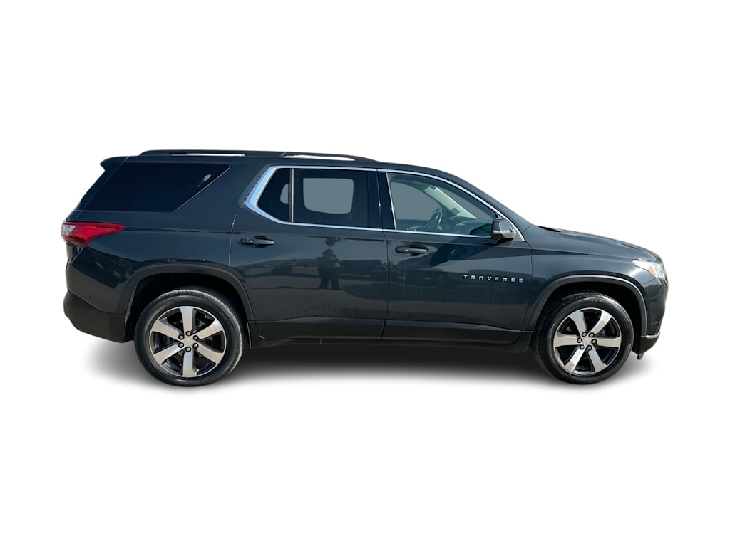 Thumbnail: 2021 Chevrolet Traverse - 13