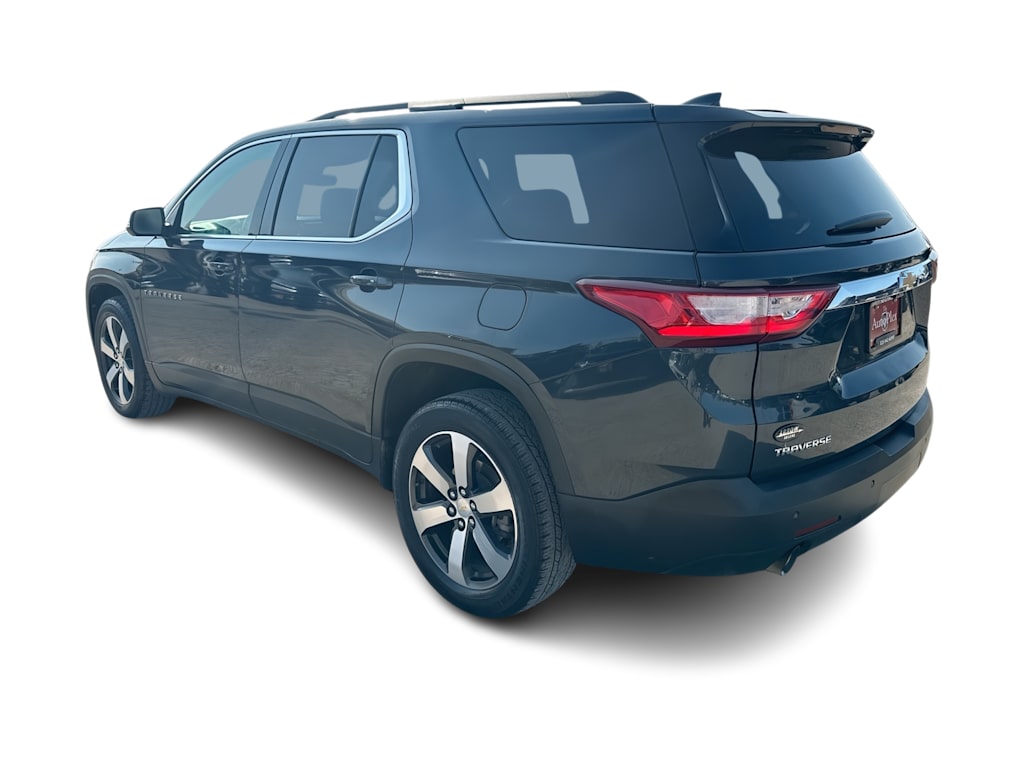 Thumbnail: 2021 Chevrolet Traverse - 3