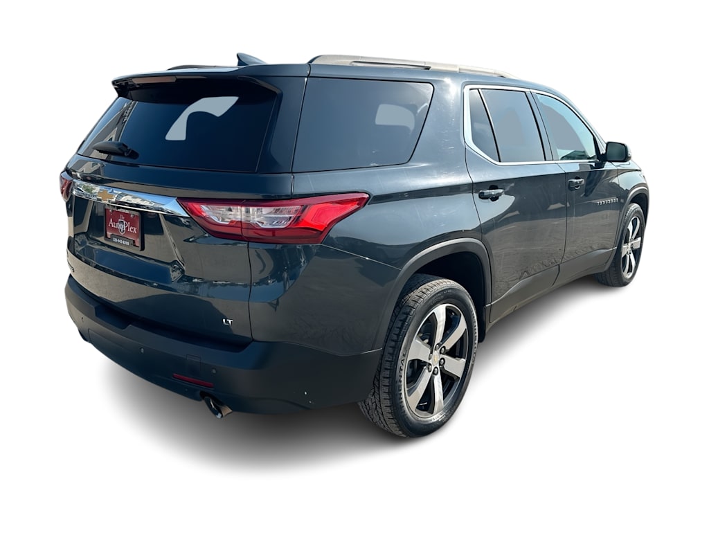 Thumbnail: 2021 Chevrolet Traverse - 12