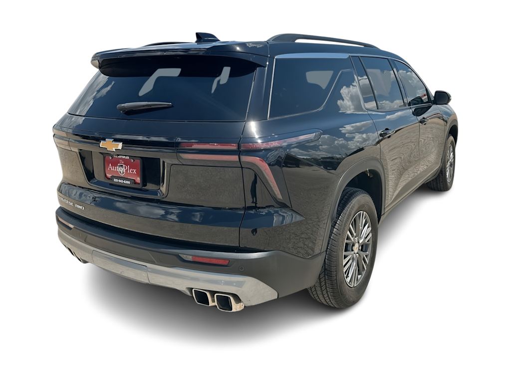 Thumbnail: 2025 Chevrolet Traverse - 21