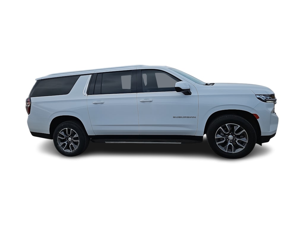Thumbnail: 2023 Chevrolet Suburban - 19