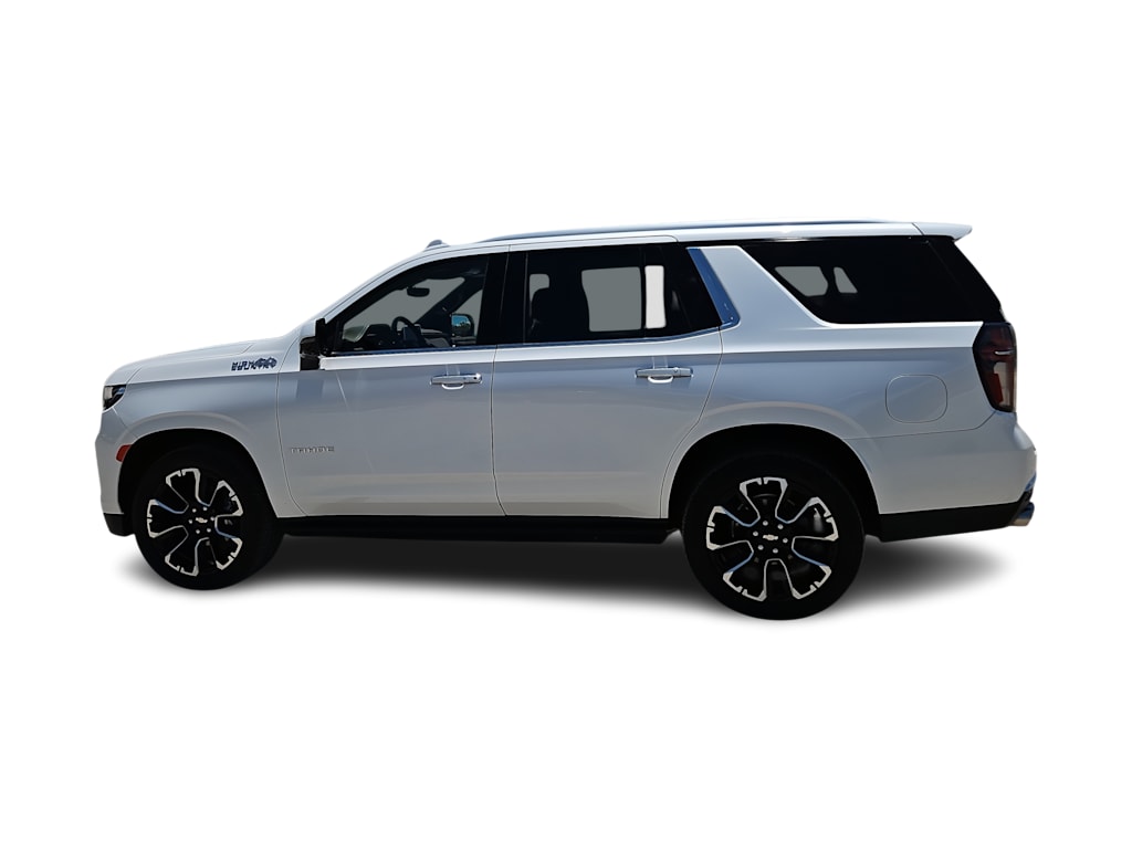 Thumbnail: 2023 Chevrolet Tahoe - 3
