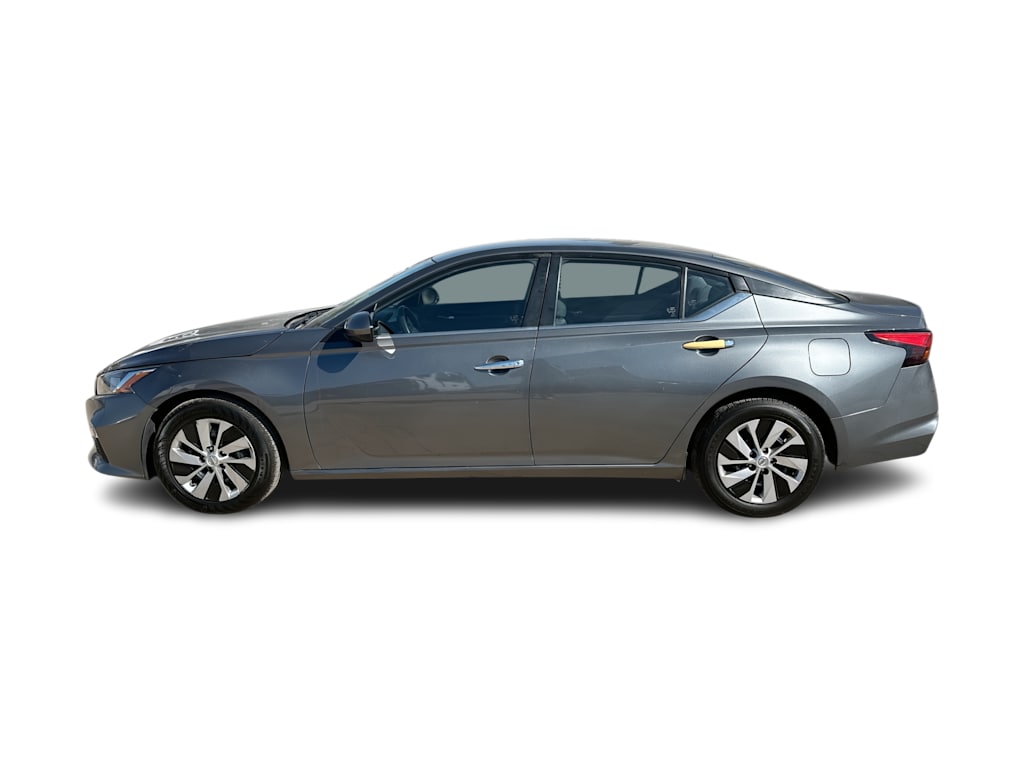 Thumbnail: 2021 Nissan Altima - 24