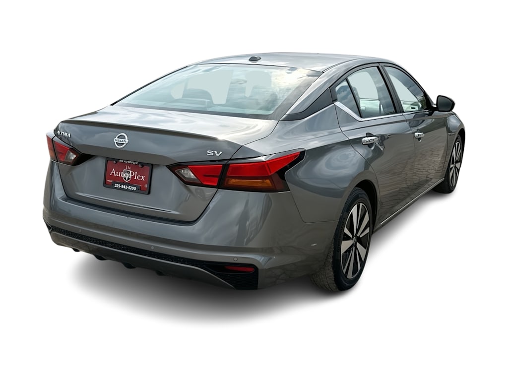 Thumbnail: 2022 Nissan Altima - 21