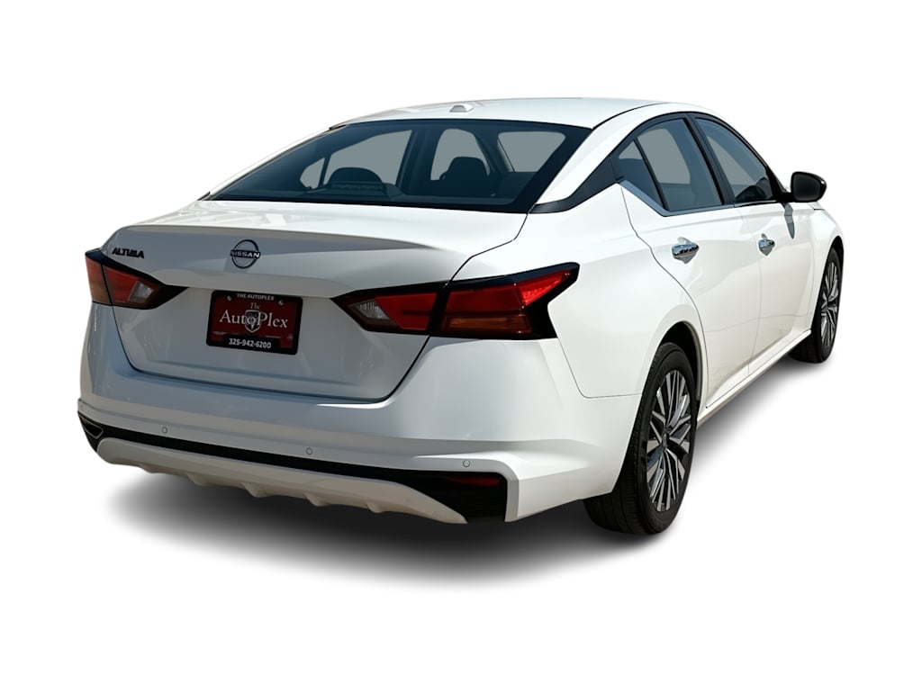 Thumbnail: 2025 Nissan Altima - 22