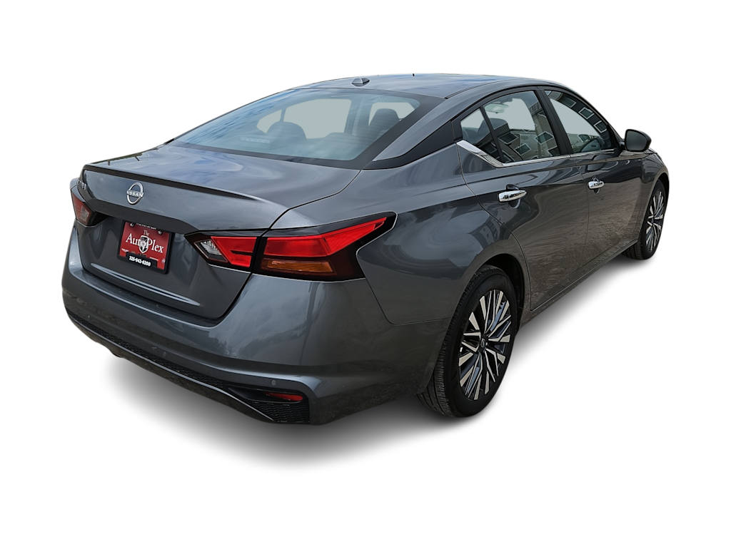 Thumbnail: 2025 Nissan Altima - 19